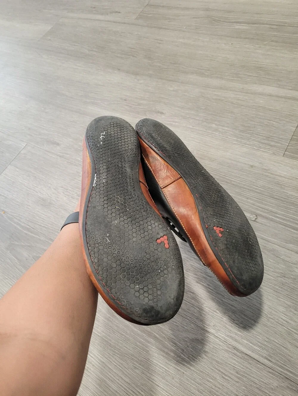 Vivobarefoot Black and Brown Minimalist Timeless Leather shoes Size 8